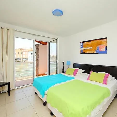 Le Cap D'agde Sleeps 6 Air Con Wifi Prázdninový dům *