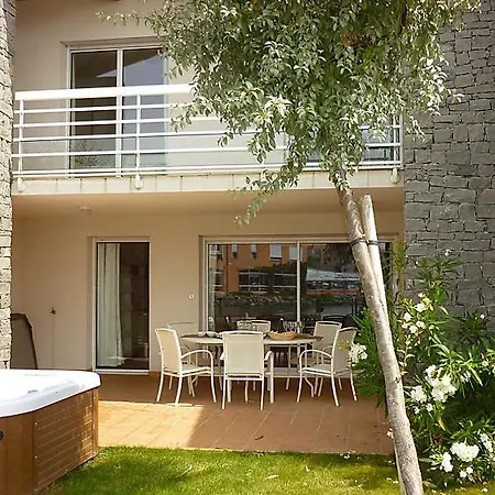 Prázdninový dům Le Cap D'agde Sleeps 6 Air Con Wifi *