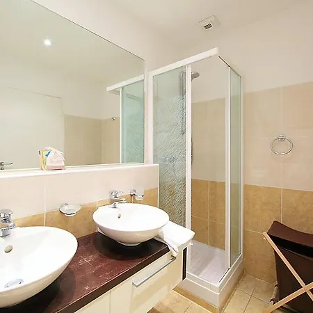 Le Cap D'agde Sleeps 6 Air Con Wifi *